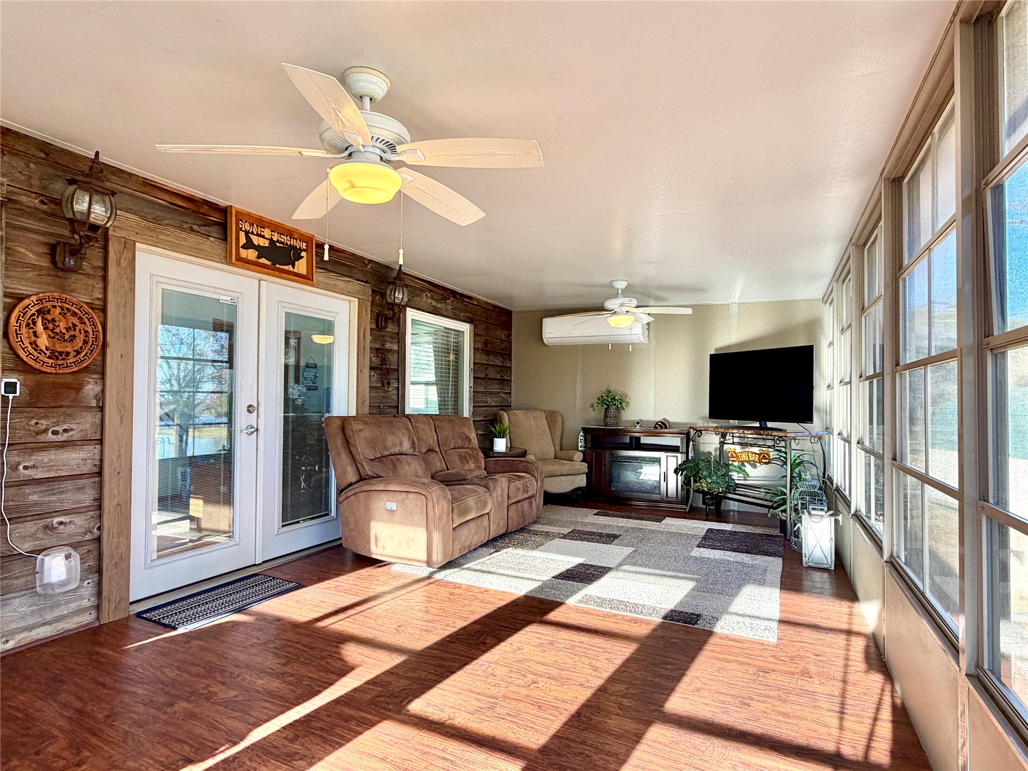 22557 Waterview Circle