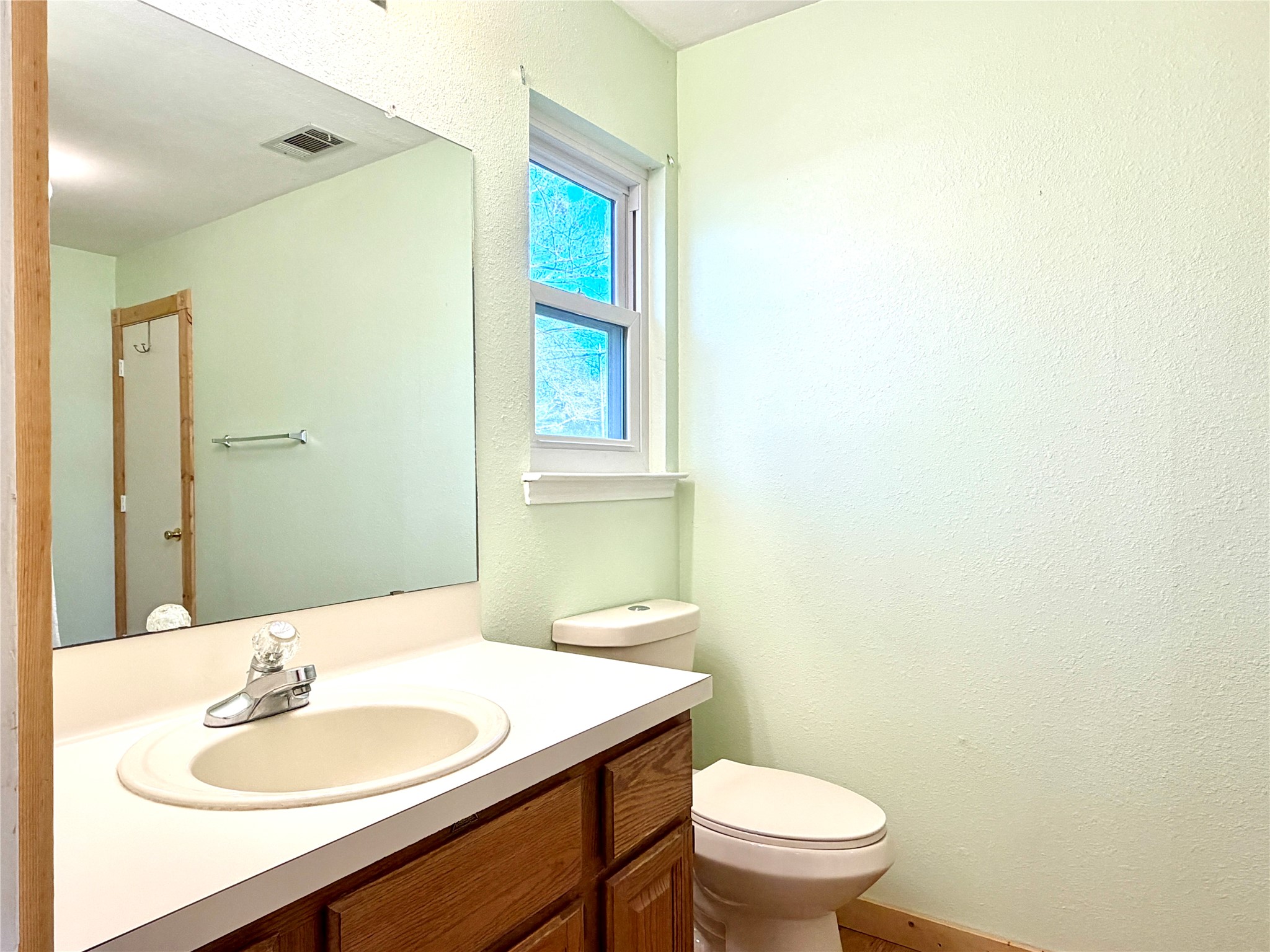 22557 Waterview Circle