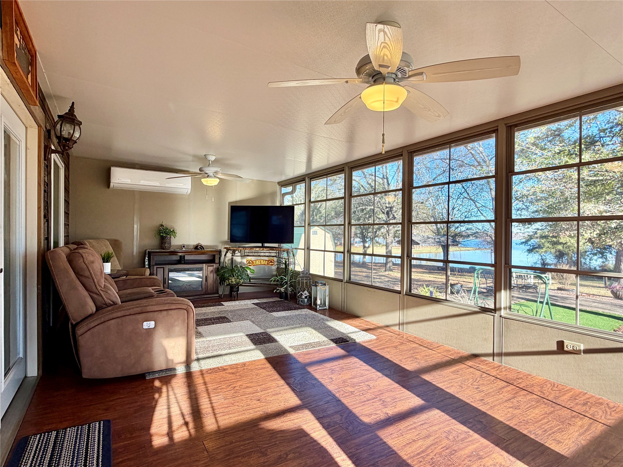 22557 Waterview Circle