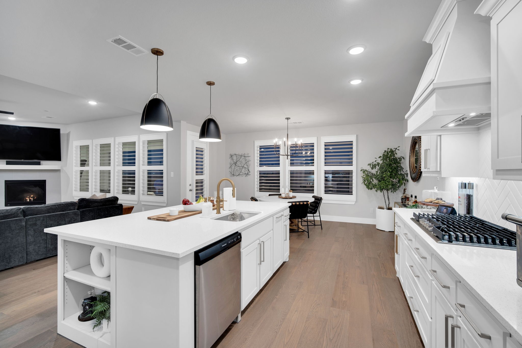 1605 Wintergreen Court