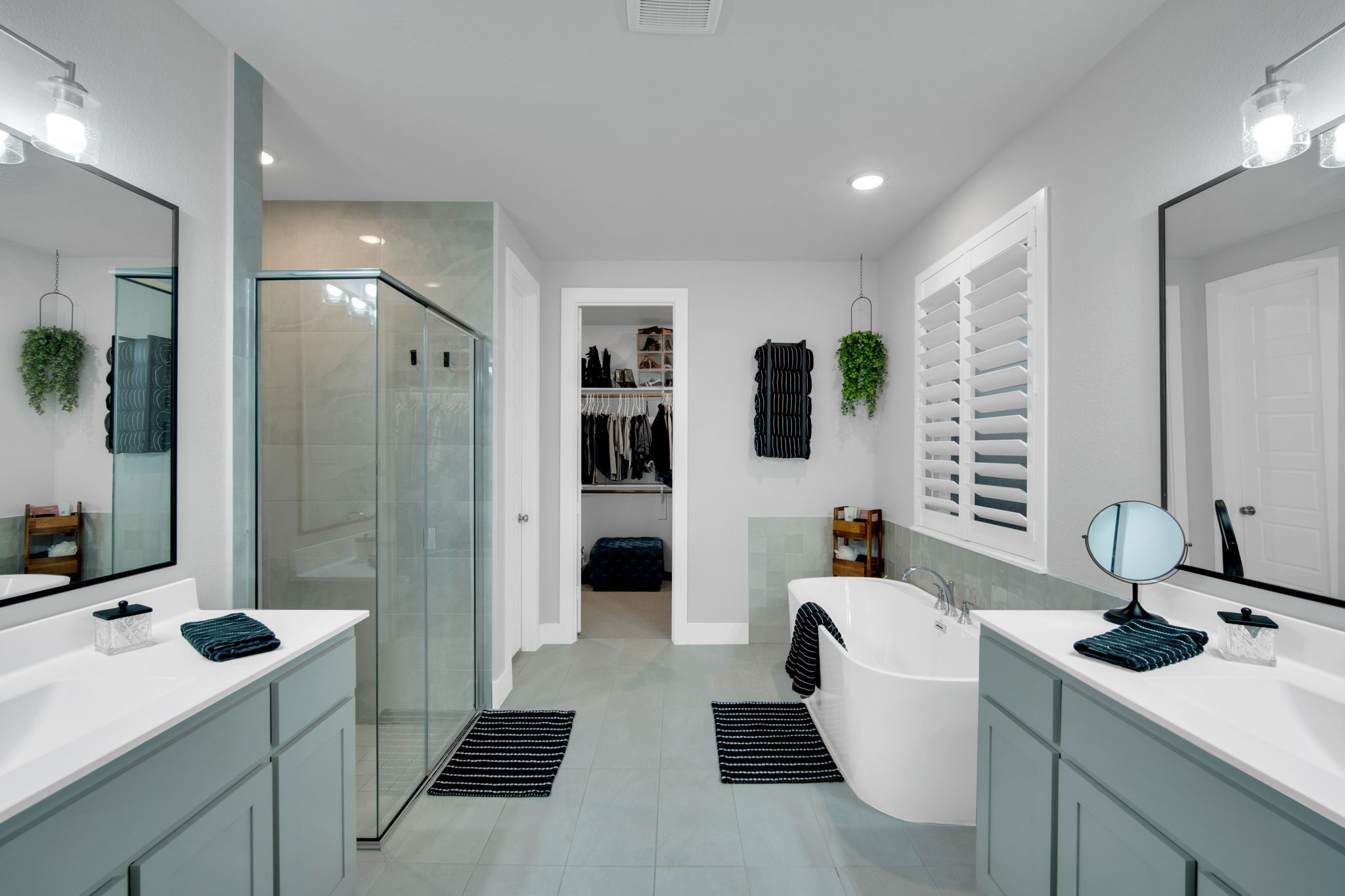 1605 Wintergreen Court