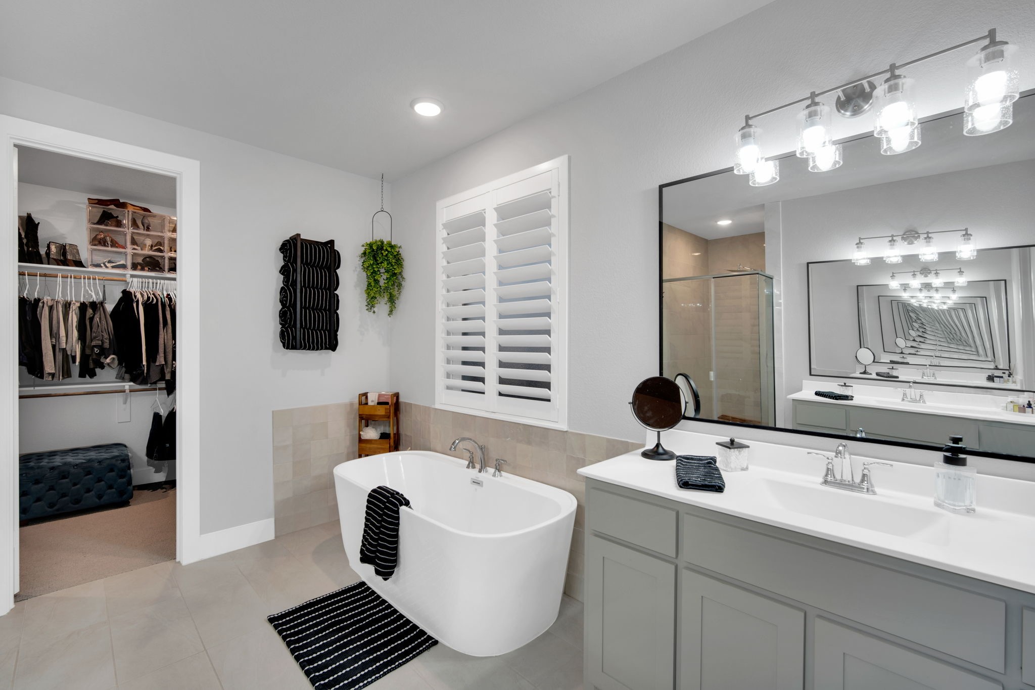 1605 Wintergreen Court