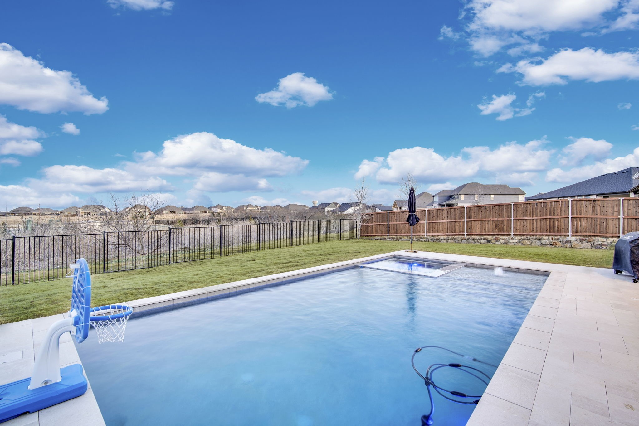 1605 Wintergreen Court