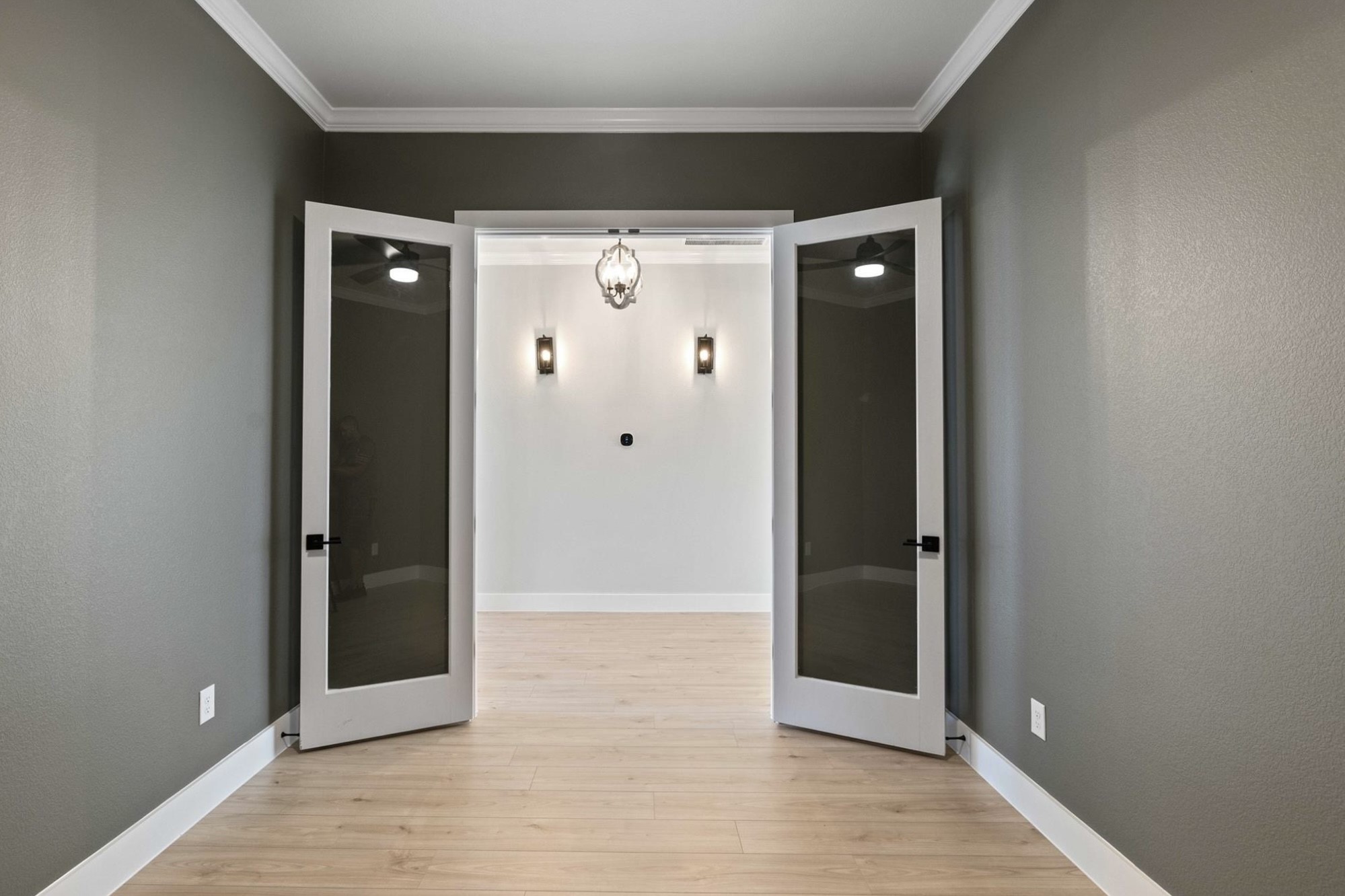 2402 Amesbury Drive