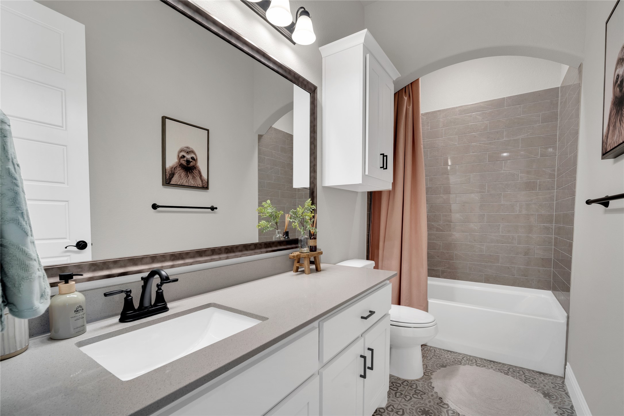 9236 Dove Hollow Road
