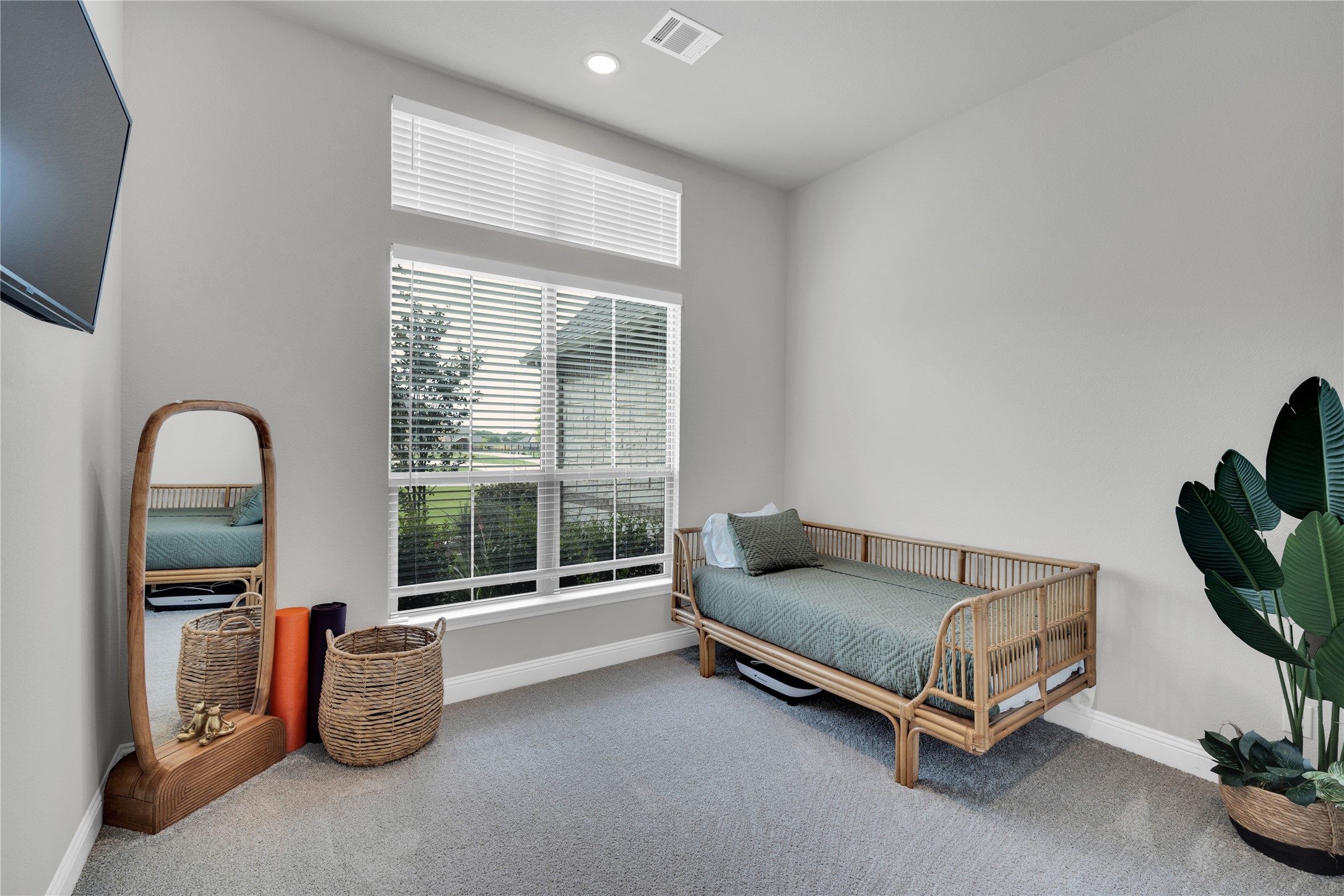 9236 Dove Hollow Road