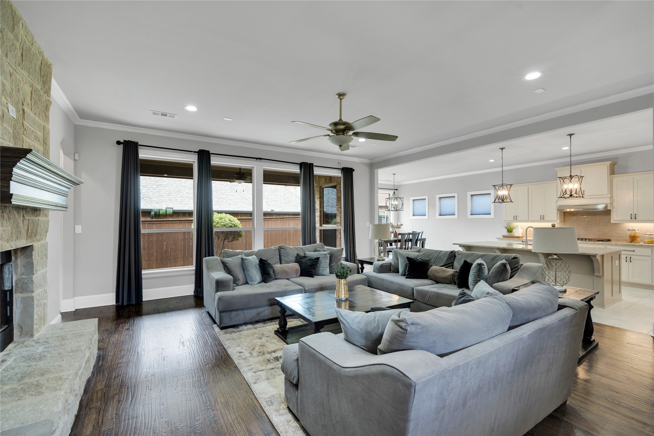 6409 Vintage Lake Drive