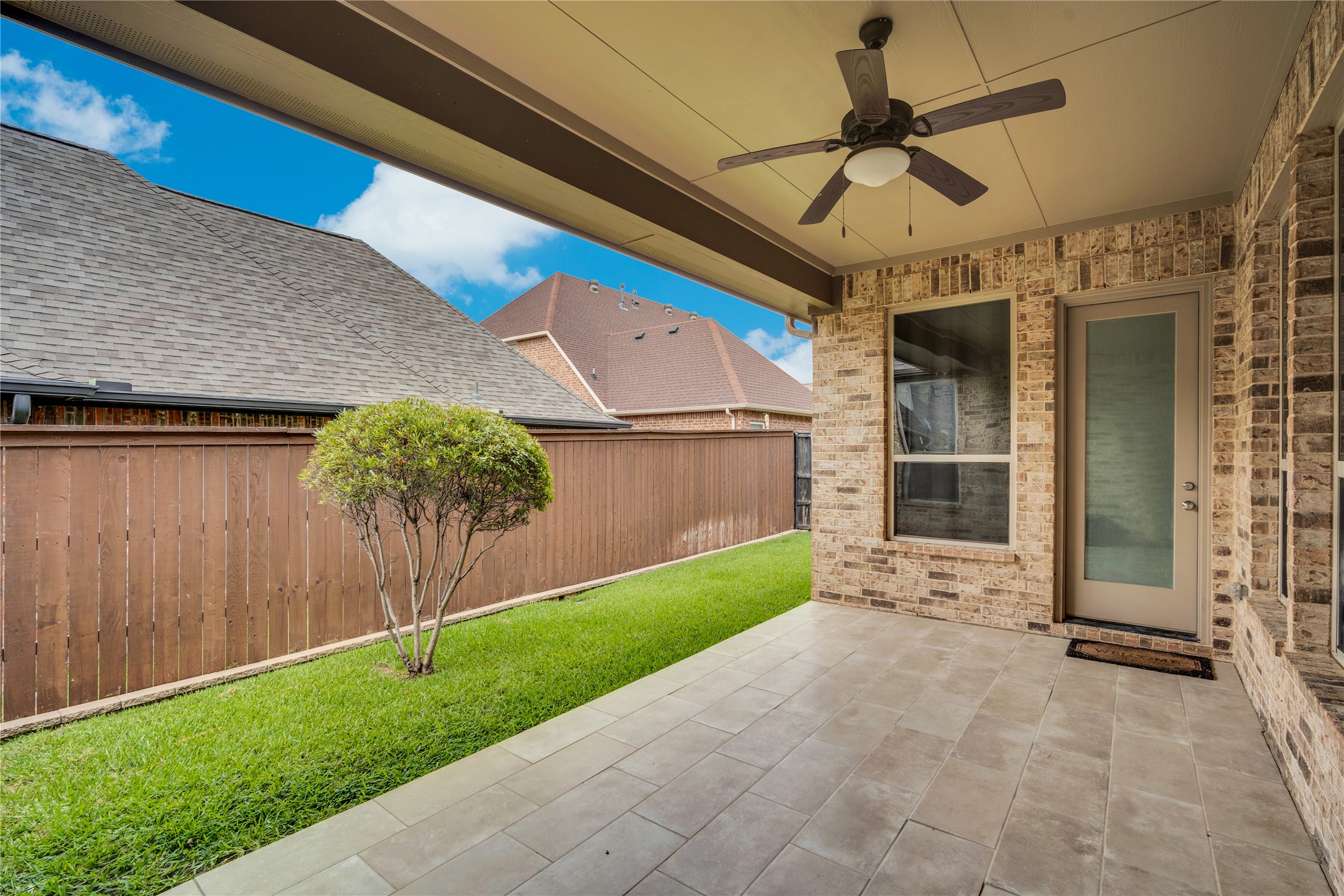 6409 Vintage Lake Drive