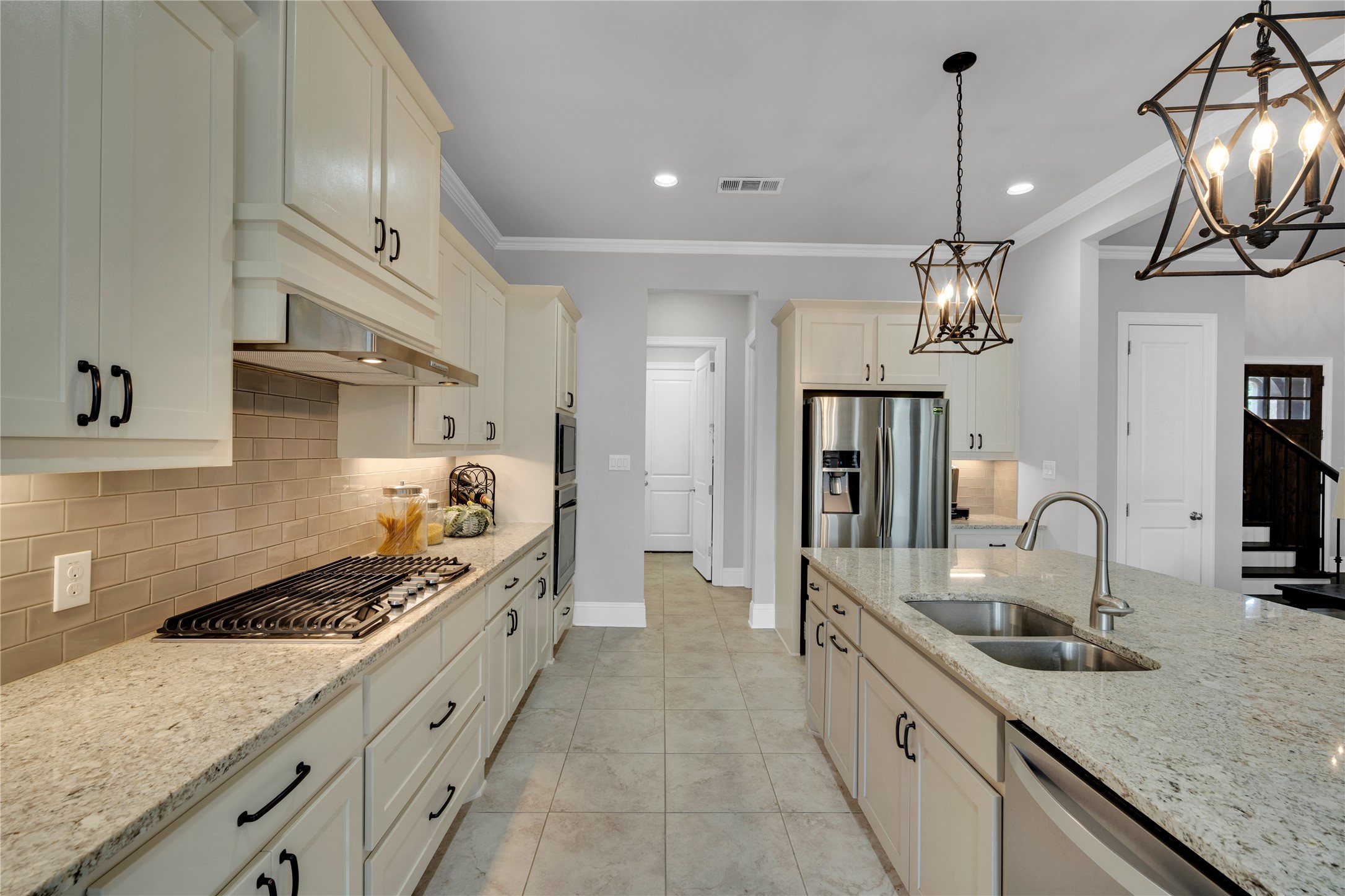 6409 Vintage Lake Drive