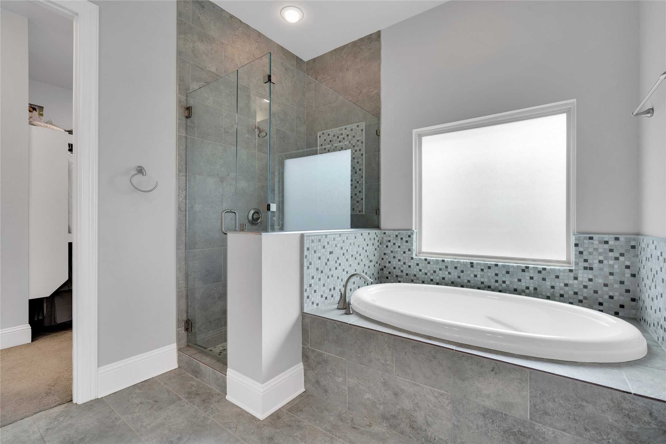 6409 Vintage Lake Drive
