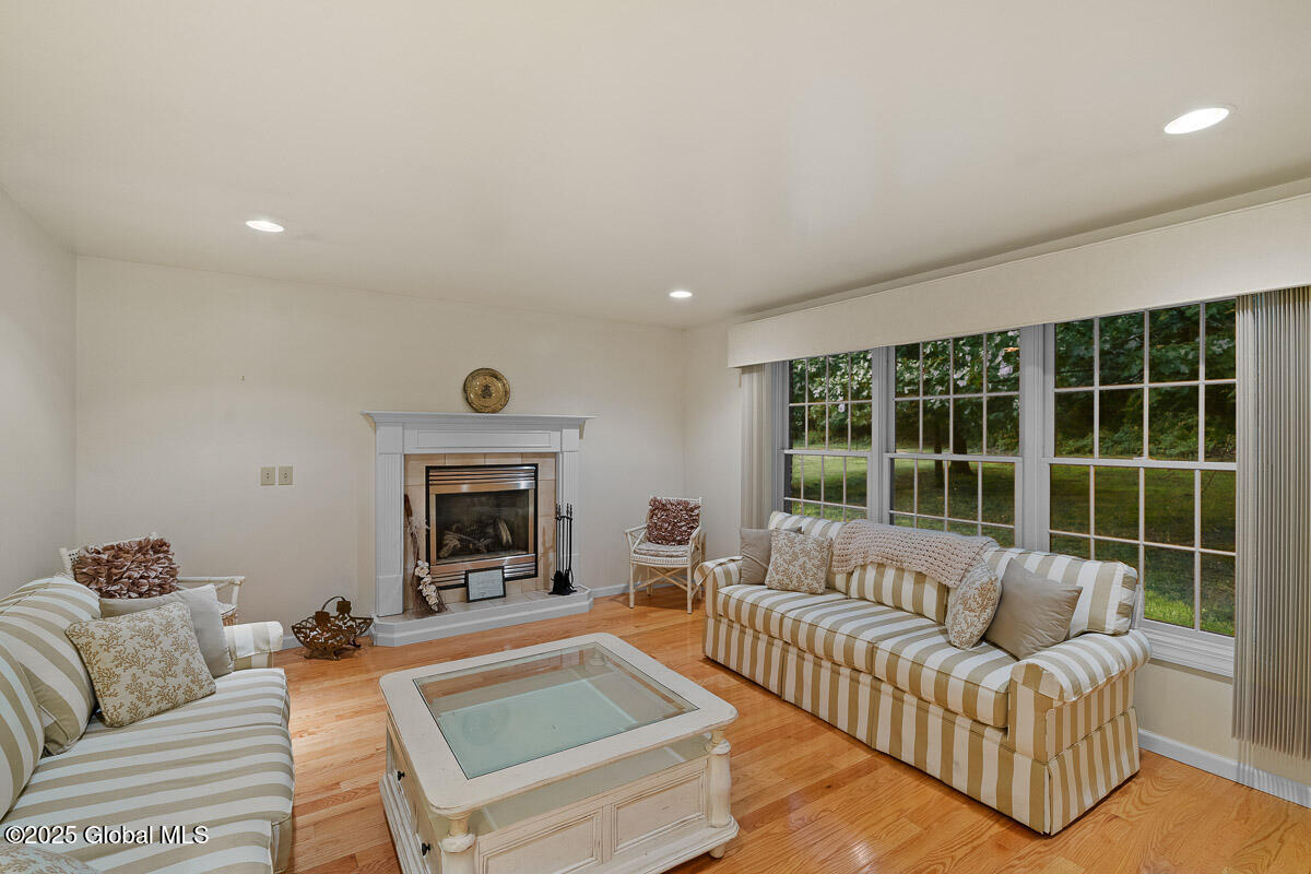 21 Presidential Drive