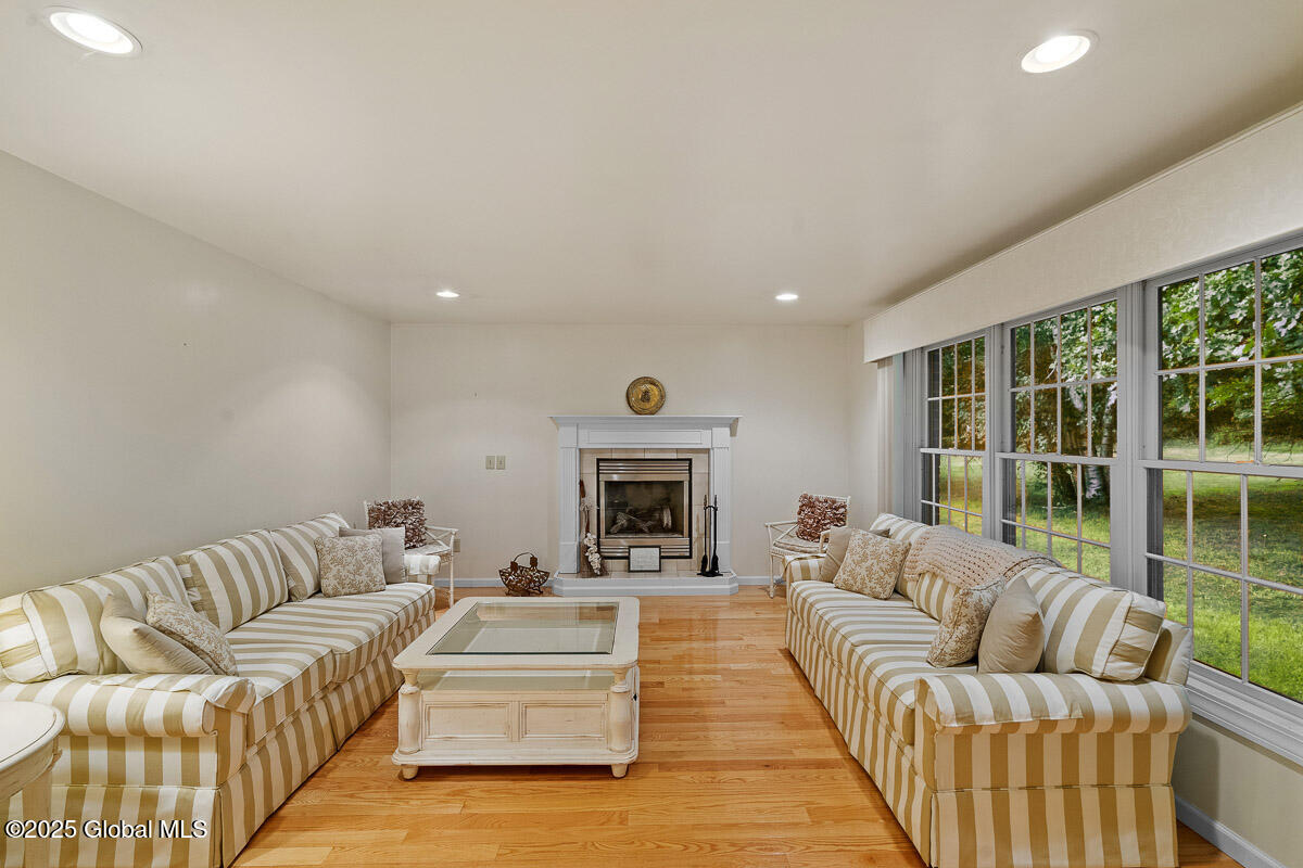 21 Presidential Drive