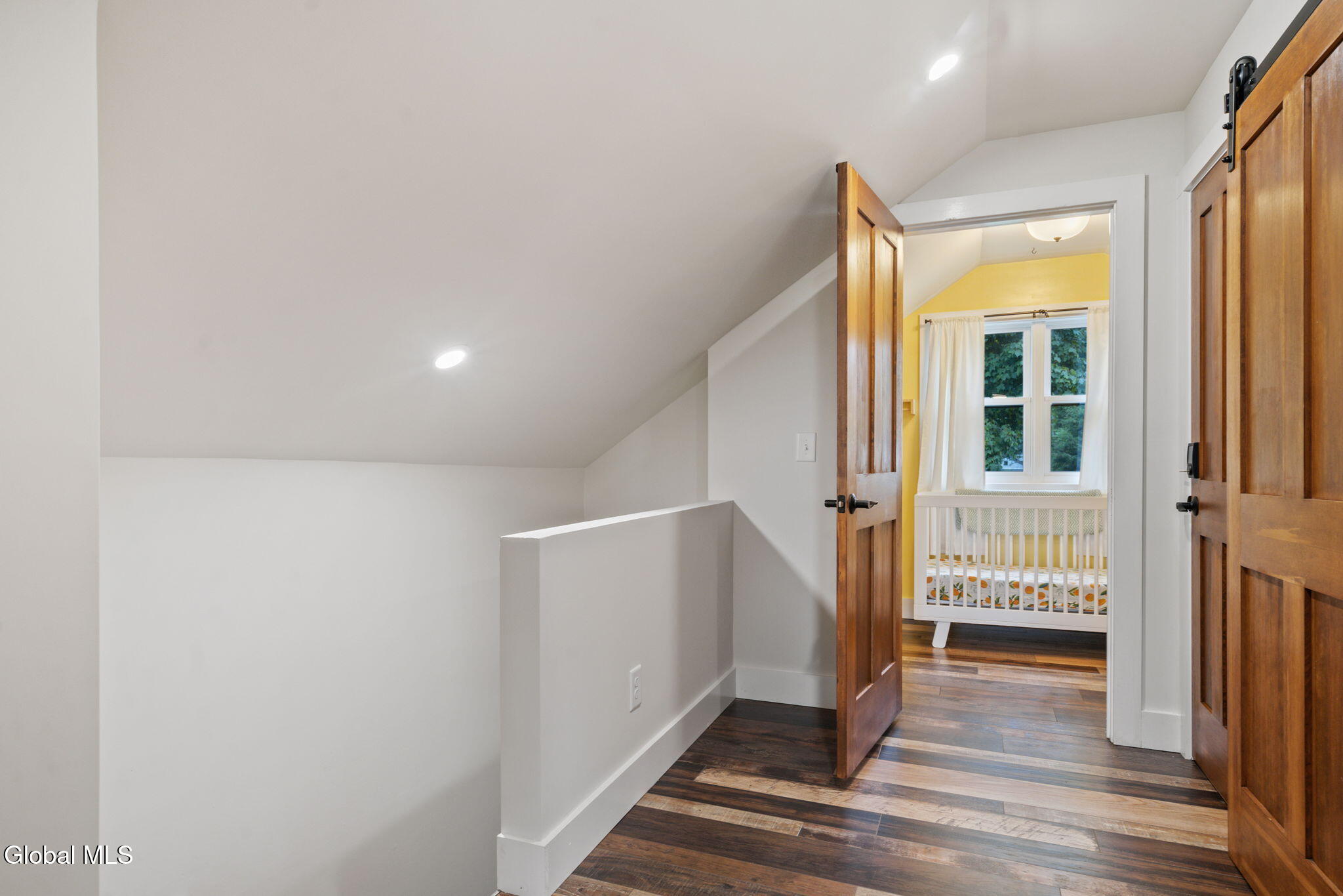 12 Sunset Avenue