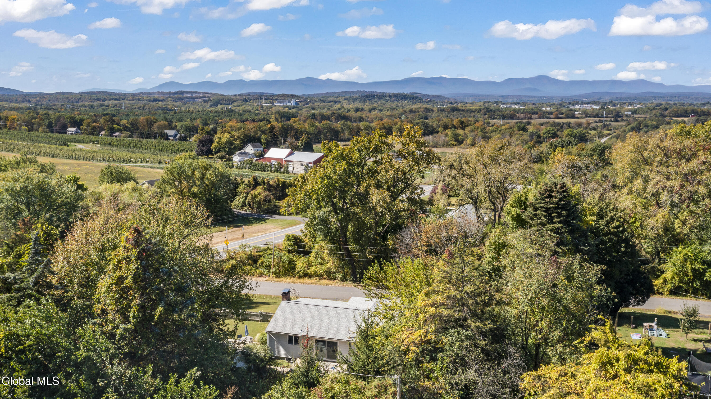 6 Pleasant View Drive
