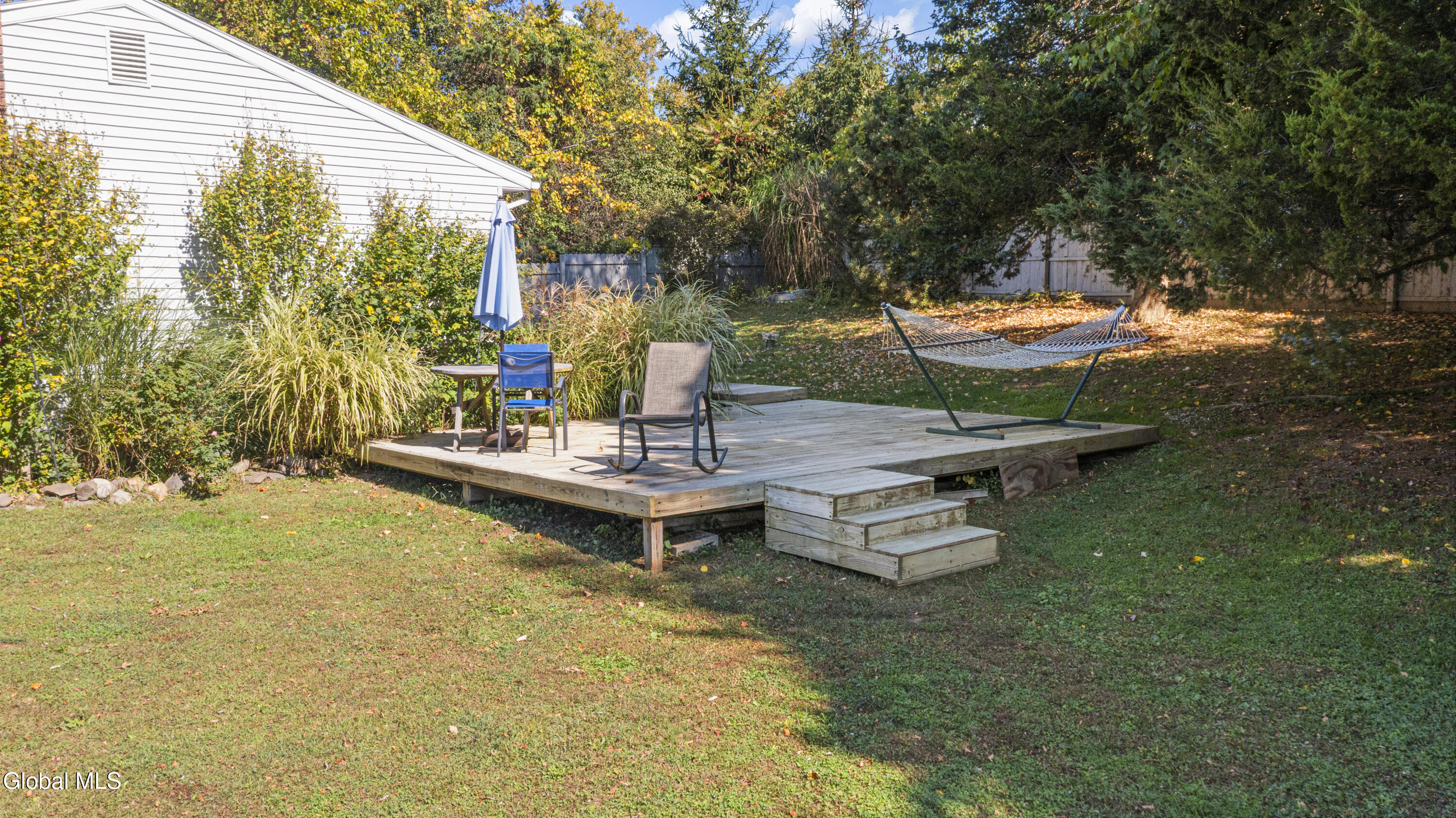 6 Pleasant View Drive