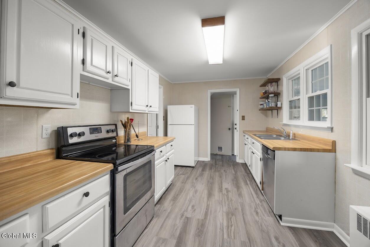 301 Joslen Boulevard