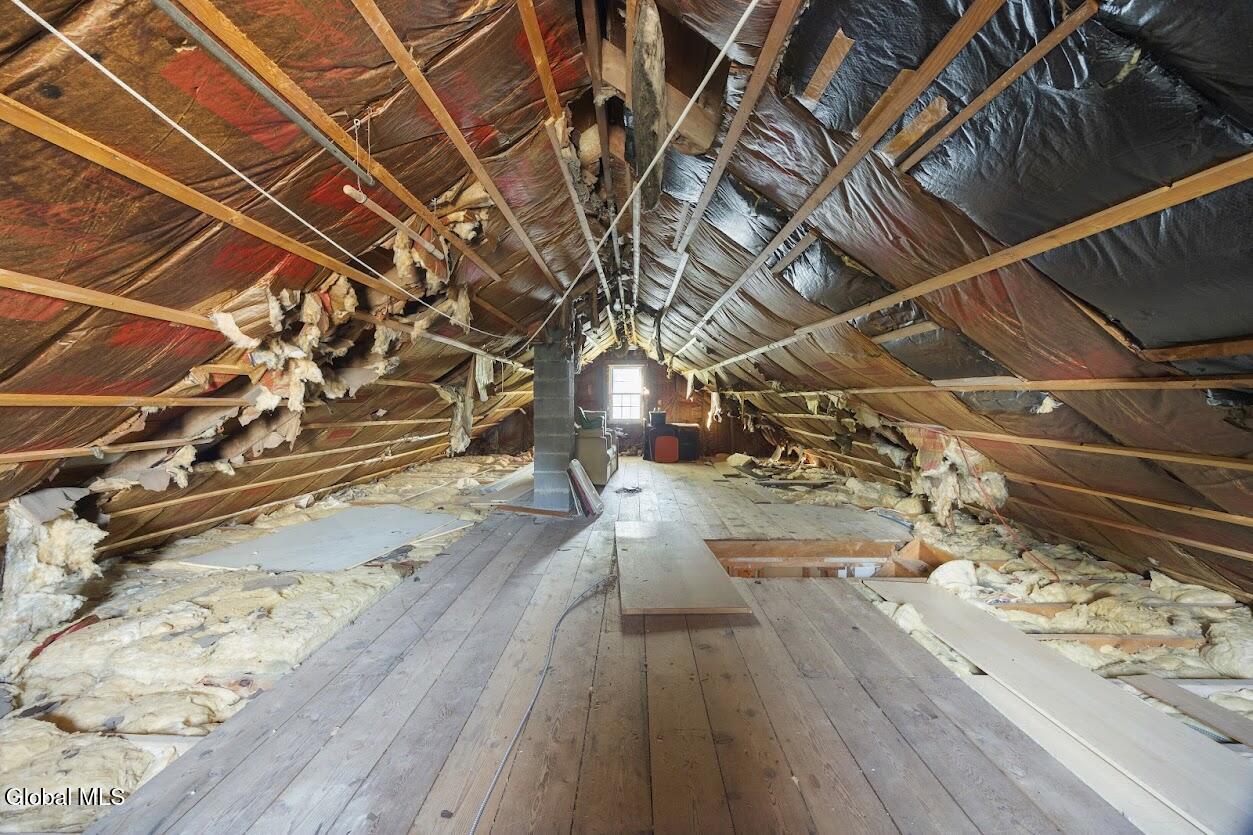 301 Joslen Boulevard