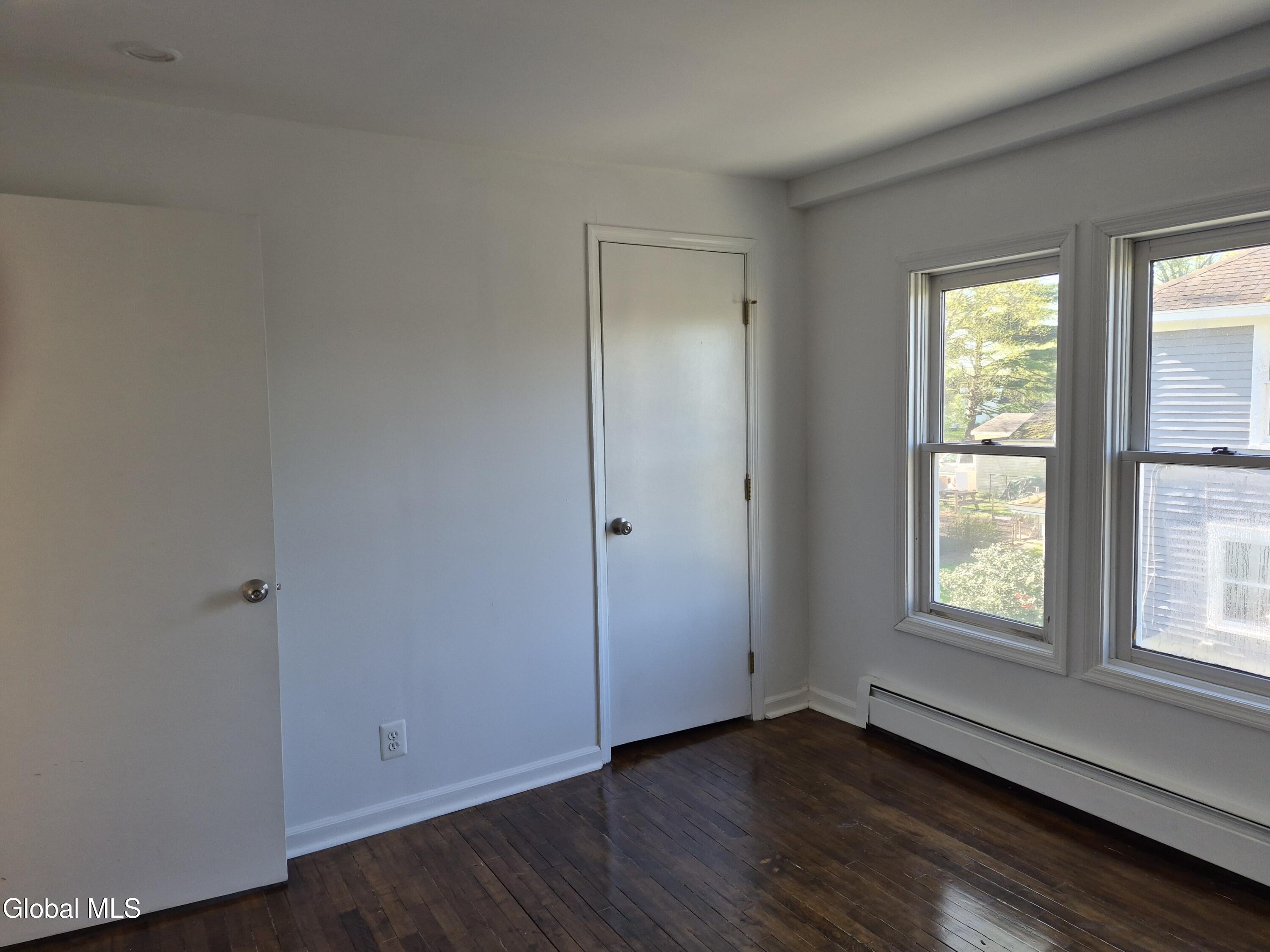 22-24 Campbell Avenue, Castleton-on-Hudson