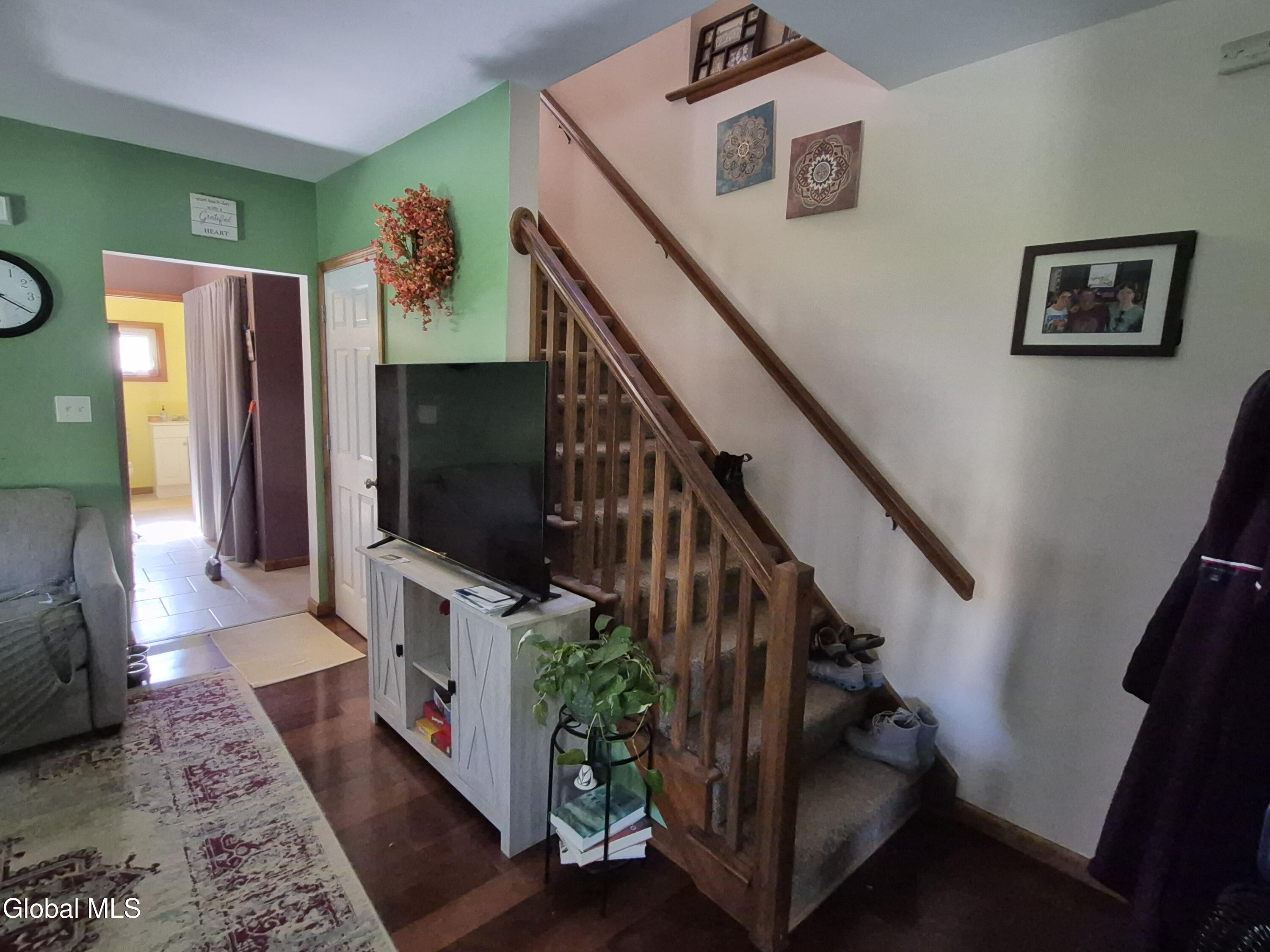 22-24 Campbell Avenue, Castleton-on-Hudson