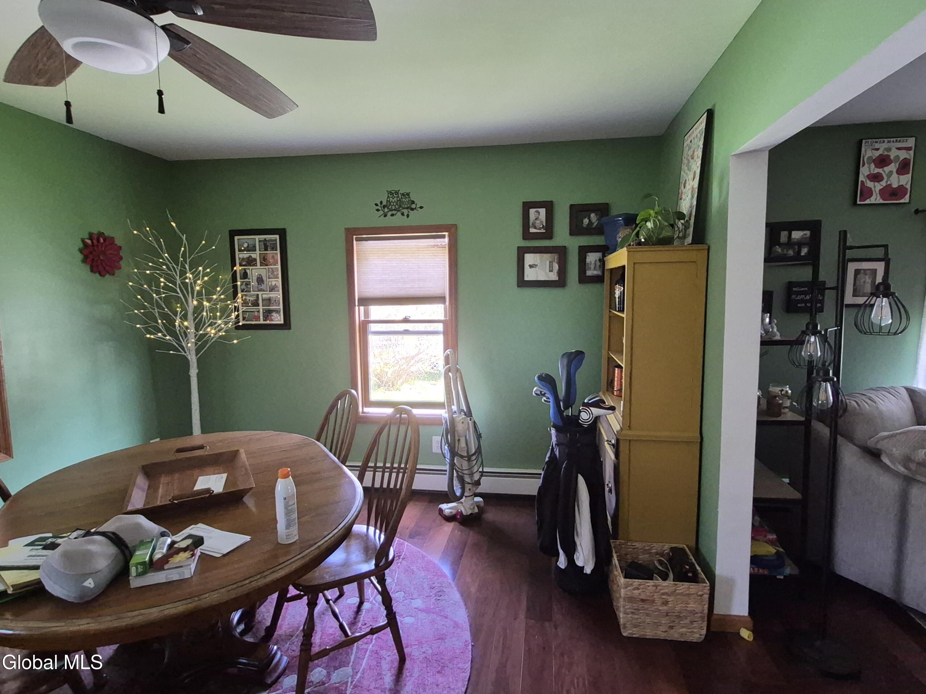 22-24 Campbell Avenue, Castleton-on-Hudson