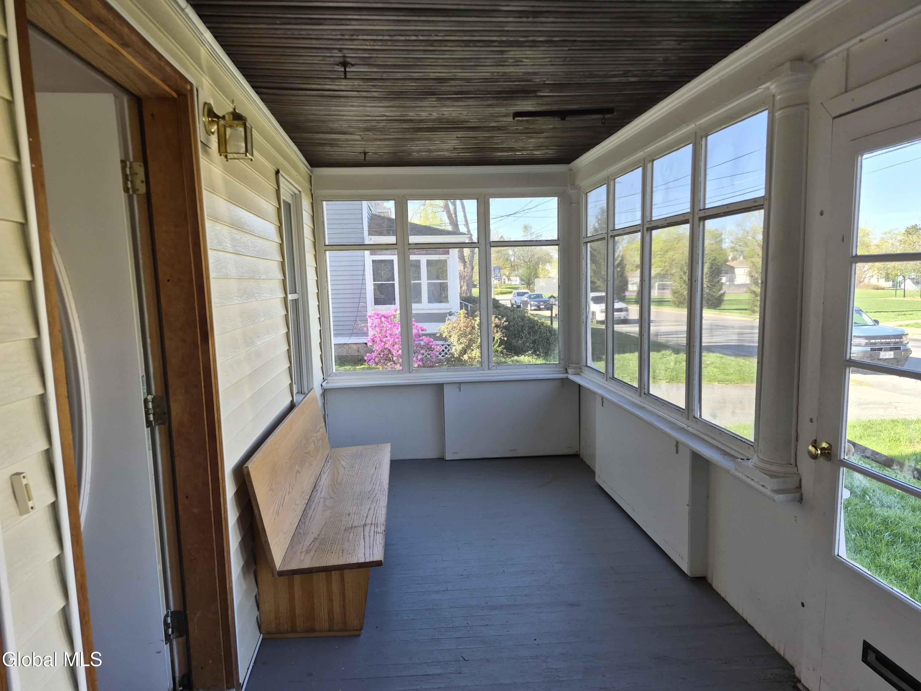 22-24 Campbell Avenue, Castleton-on-Hudson