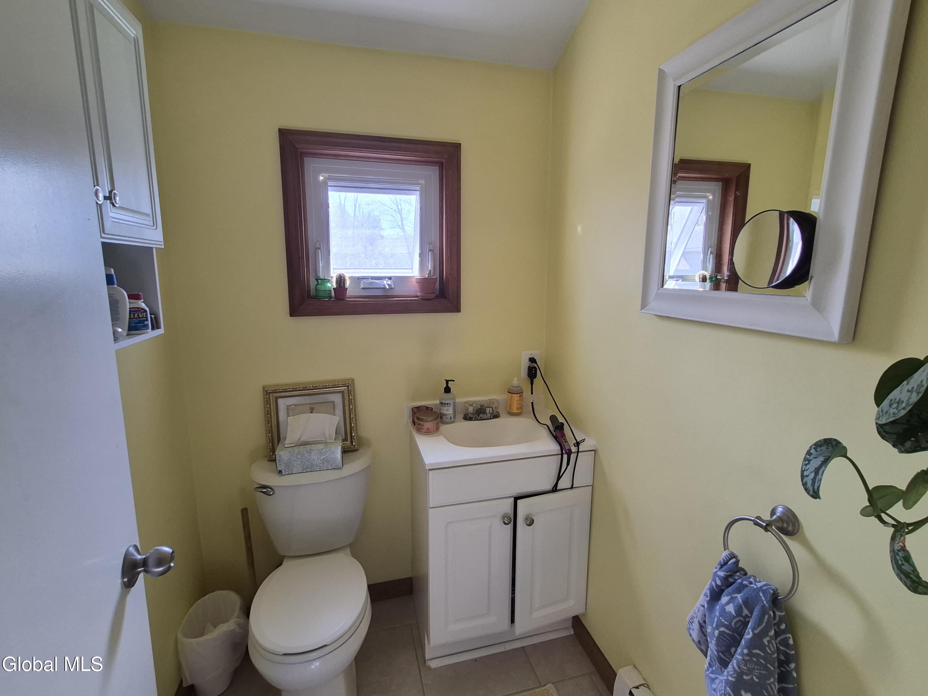 22-24 Campbell Avenue, Castleton-on-Hudson