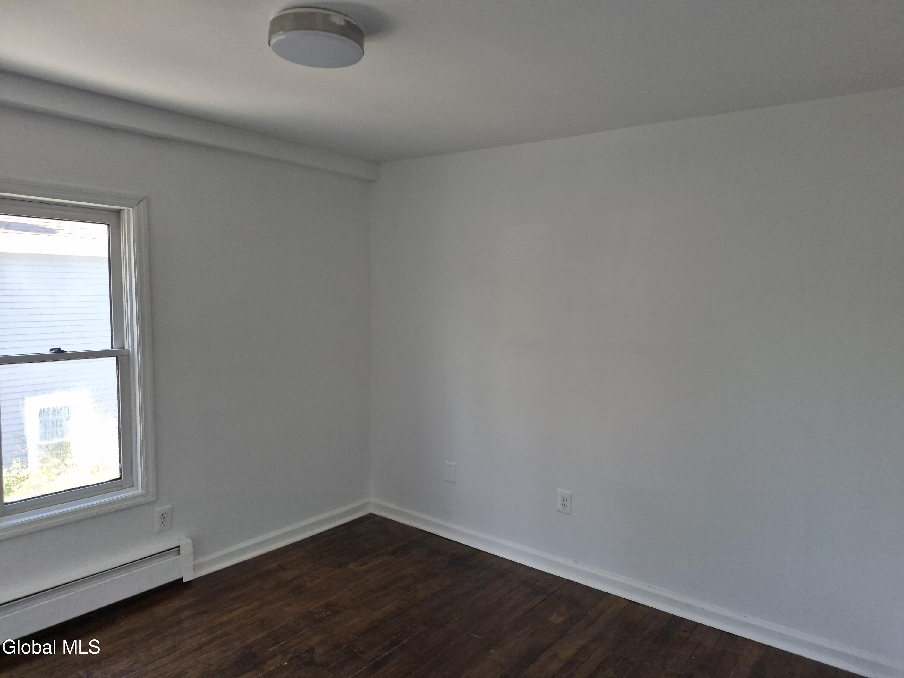 22-24 Campbell Avenue, Castleton-on-Hudson