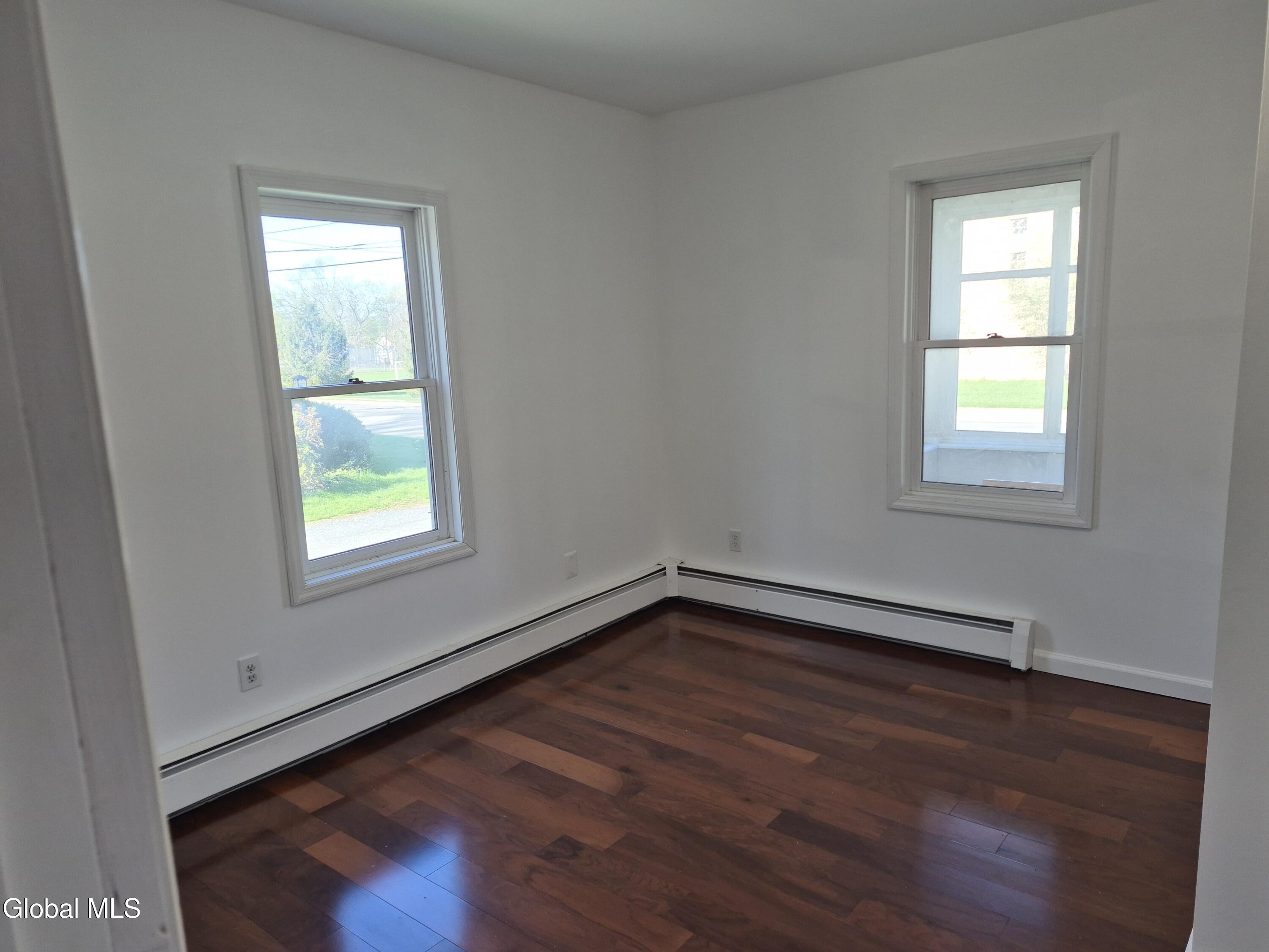 22-24 Campbell Avenue, Castleton-on-Hudson