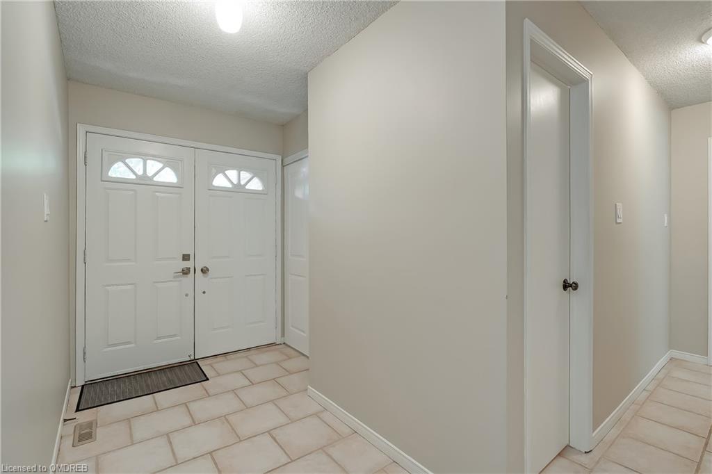 265 Mississaga Street