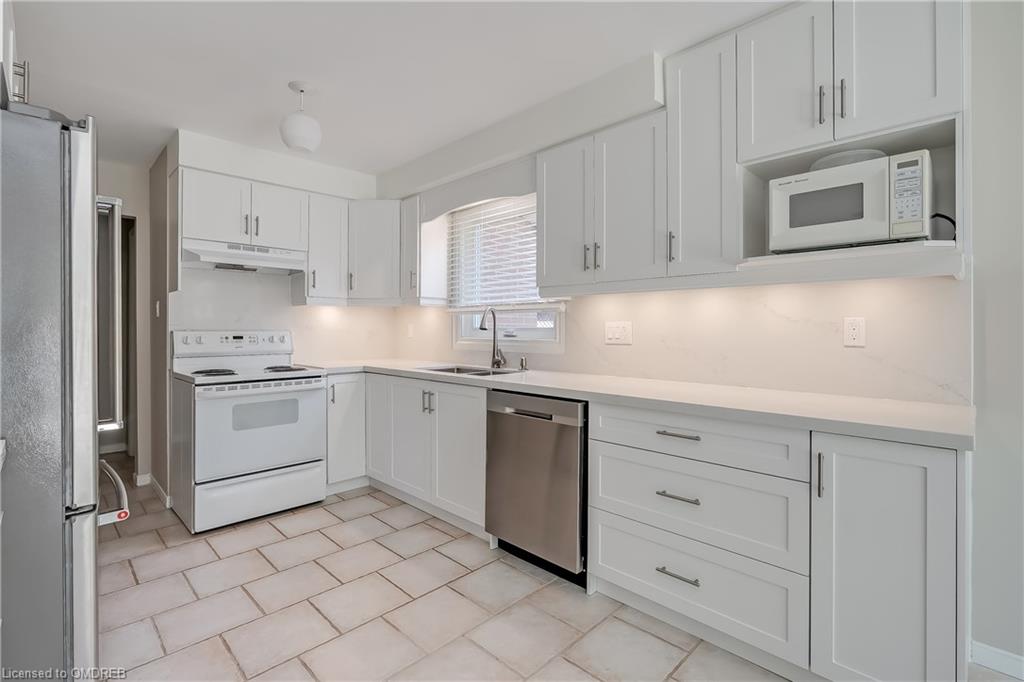 265 Mississaga Street