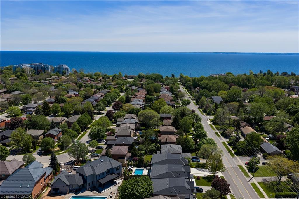 175 Burloak Drive W