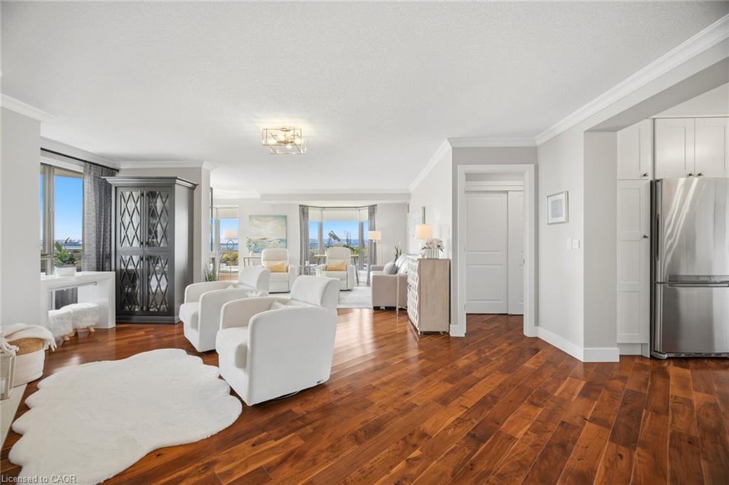 1001-1201 North Shore Boulevard E Unit: 1001