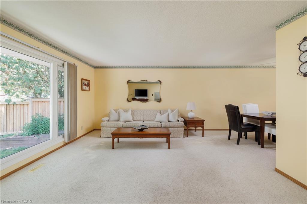 18 Osborne Crescent