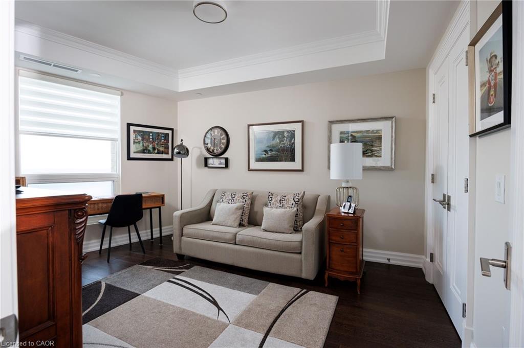 1802-2060 Lakeshore Road Unit: 1802
