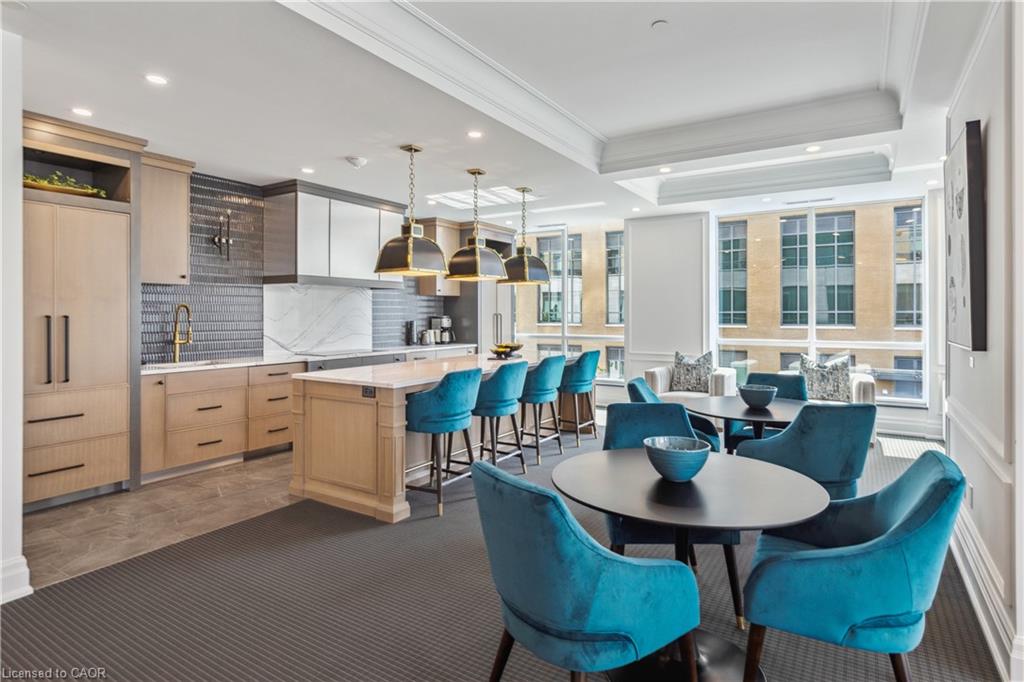 1802-2060 Lakeshore Road Unit: 1802