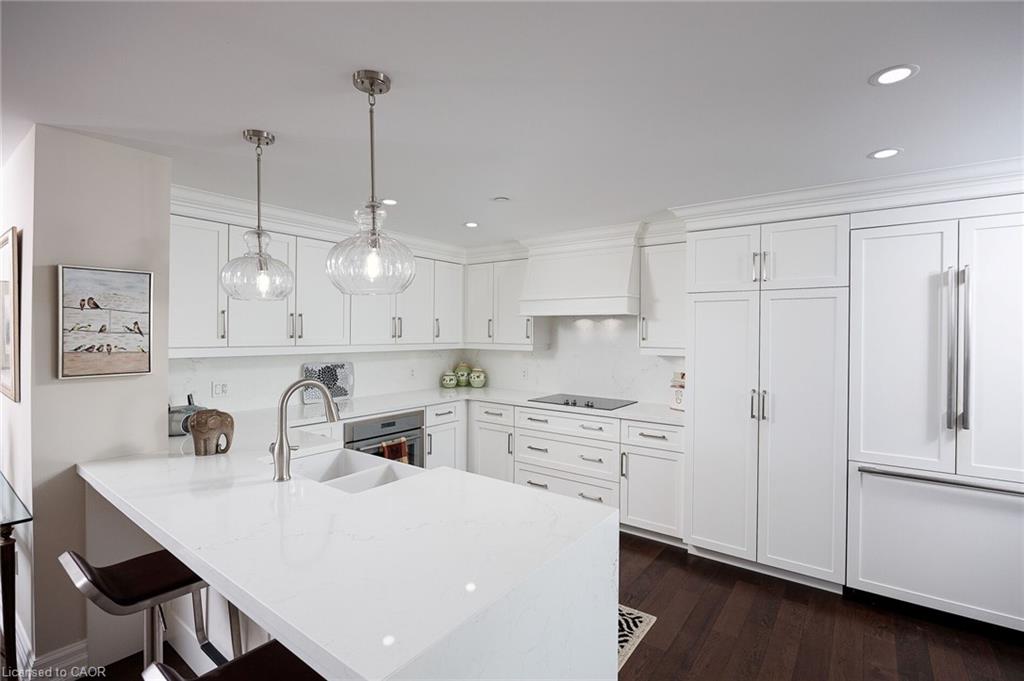 1802-2060 Lakeshore Road Unit: 1802