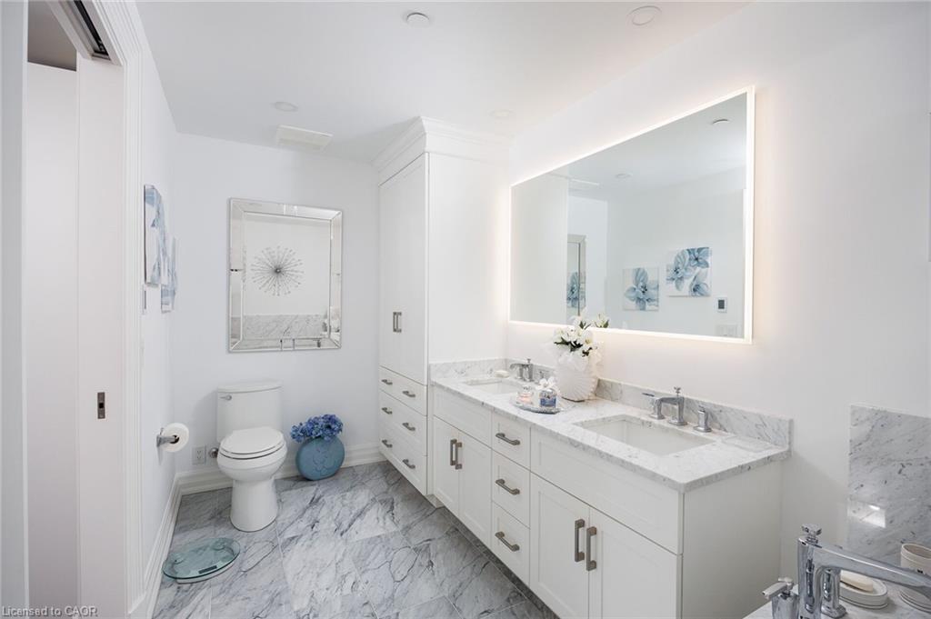 1802-2060 Lakeshore Road Unit: 1802