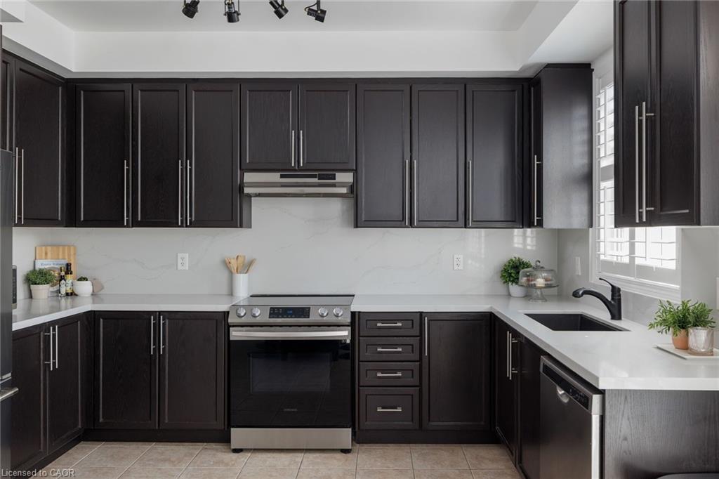 20-4823 Thomas Alton Boulevard Unit: 20