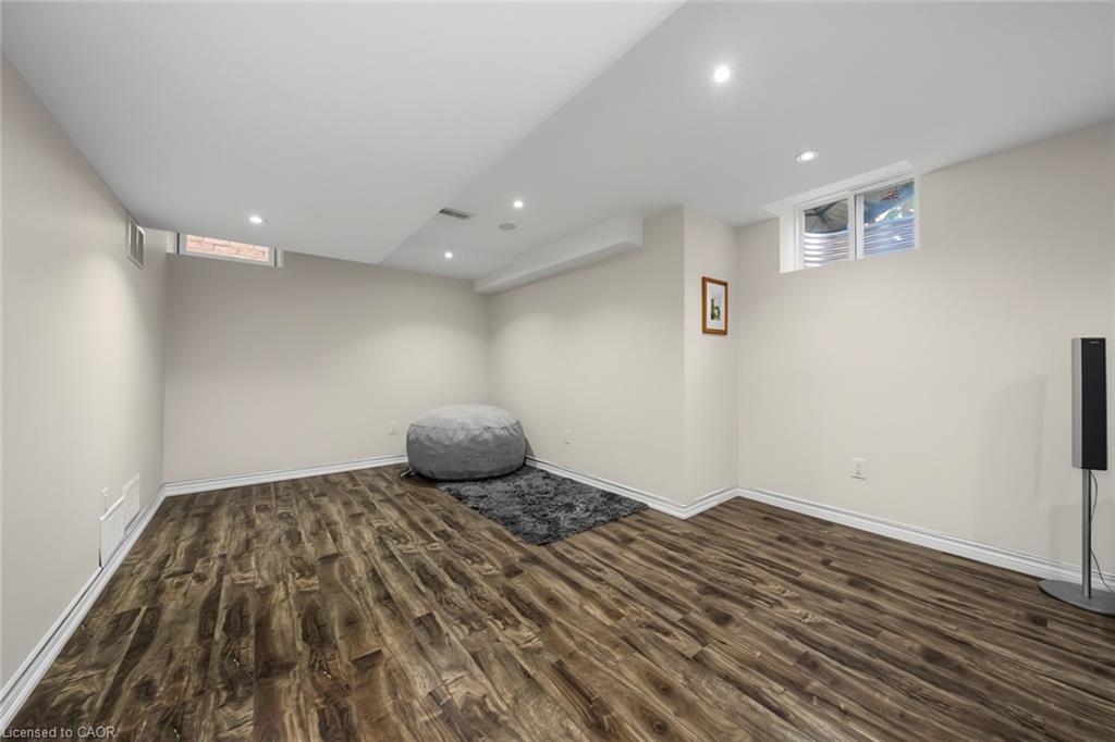 3368 Raspberry Bush Trail