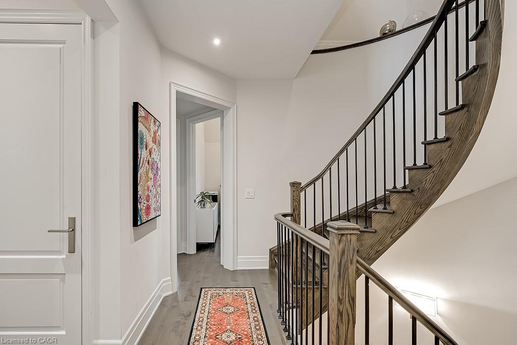 210 Dorval Drive
