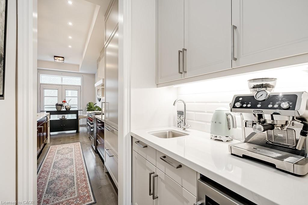 210 Dorval Drive