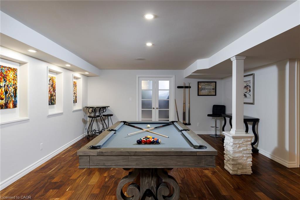 32 Parkshore Place