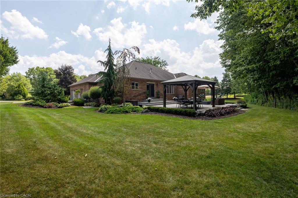32 Parkshore Place