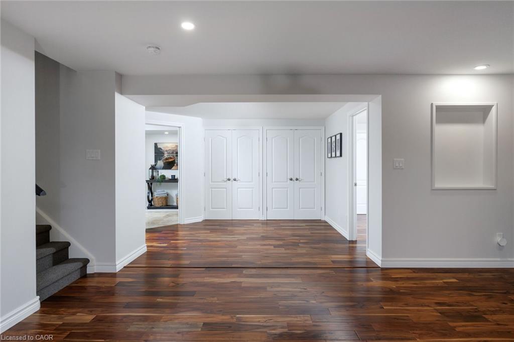 32 Parkshore Place