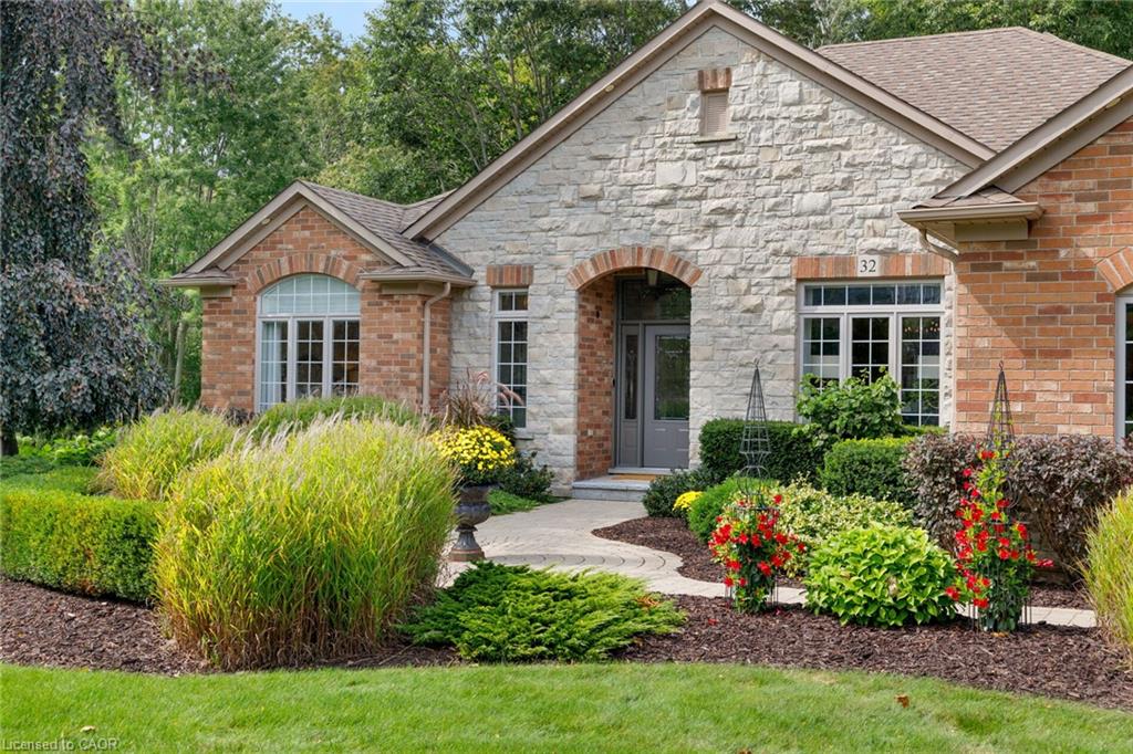32 Parkshore Place