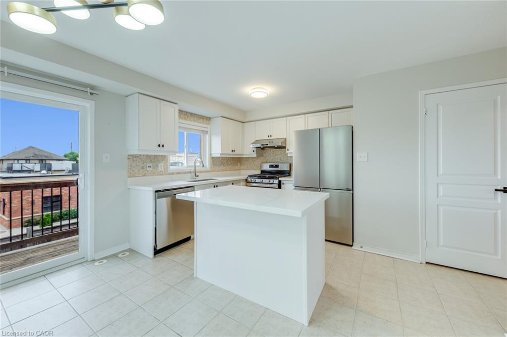 2418 Adamvale Crescent