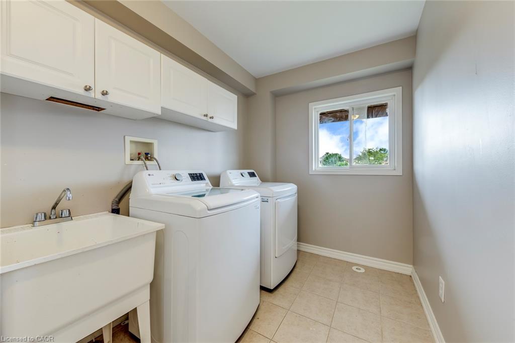 2418 Adamvale Crescent