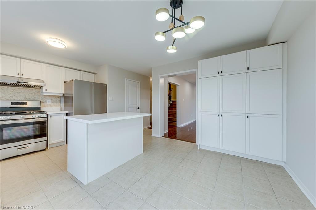 2418 Adamvale Crescent