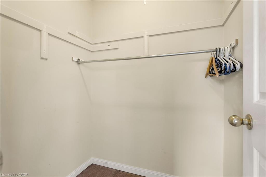 2204 Grand Oak Trail