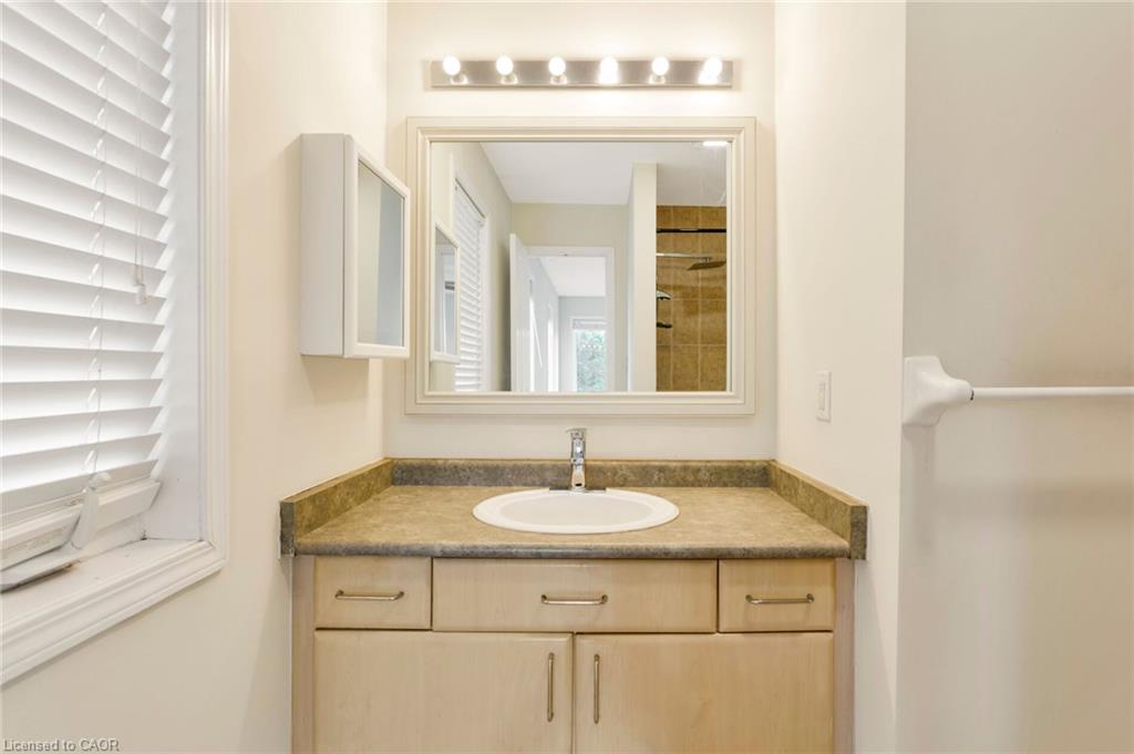 2204 Grand Oak Trail